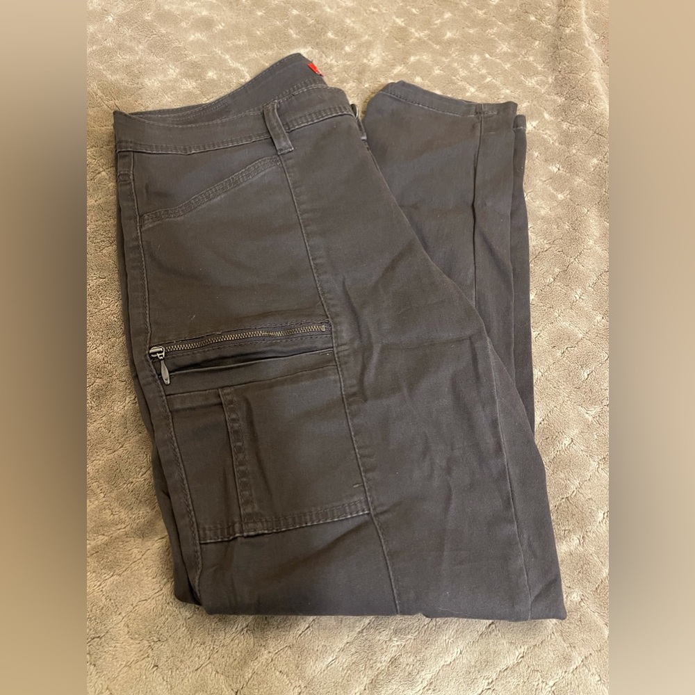 Unionbay size 13 R gray